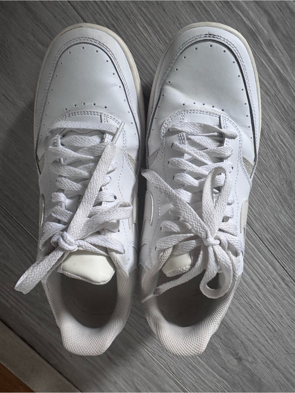 Nike Women's White Low-Top Leather Sneakers
